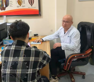 南平市|男科医师高朋磊：守护男性健康，专业男科诊疗