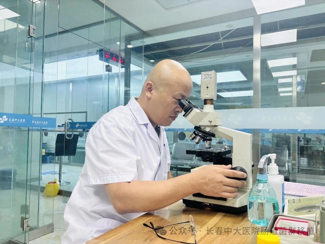南平市|高朋磊医师：左手男科临床，右手肠道菌群移植深入研究